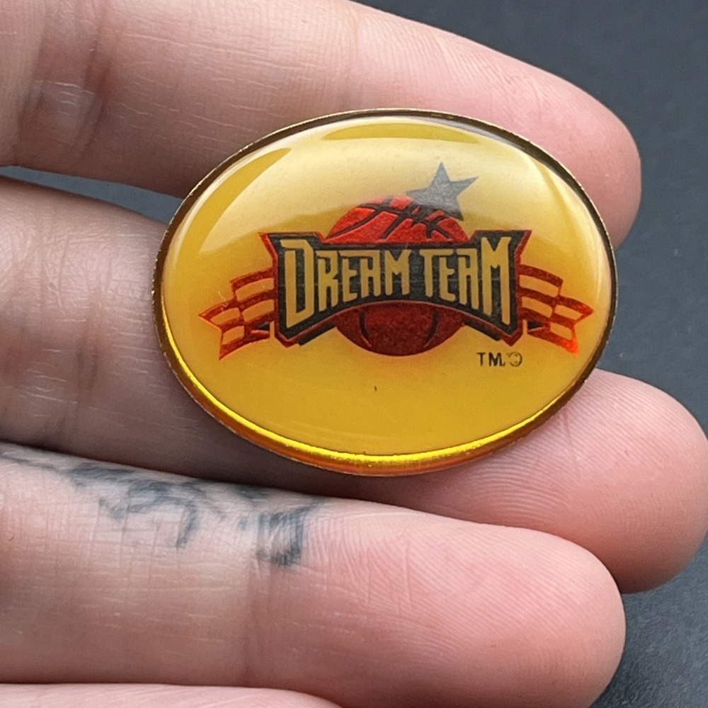 Vintage 1996 Atlanta Olympics Team USA Dream Team Basketball Lapel Hat Pin